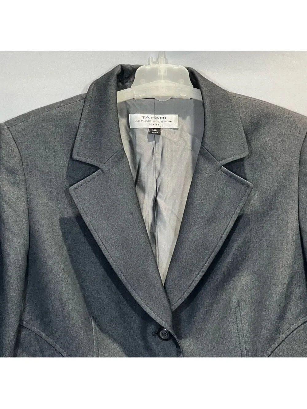 Tahari by Arthur S. Levine Two Front Pockets Blazer Size 14P